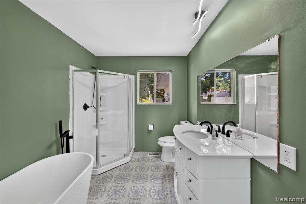 5457 Reid Road, Swartz Creek, MI 48473 — Photo 23