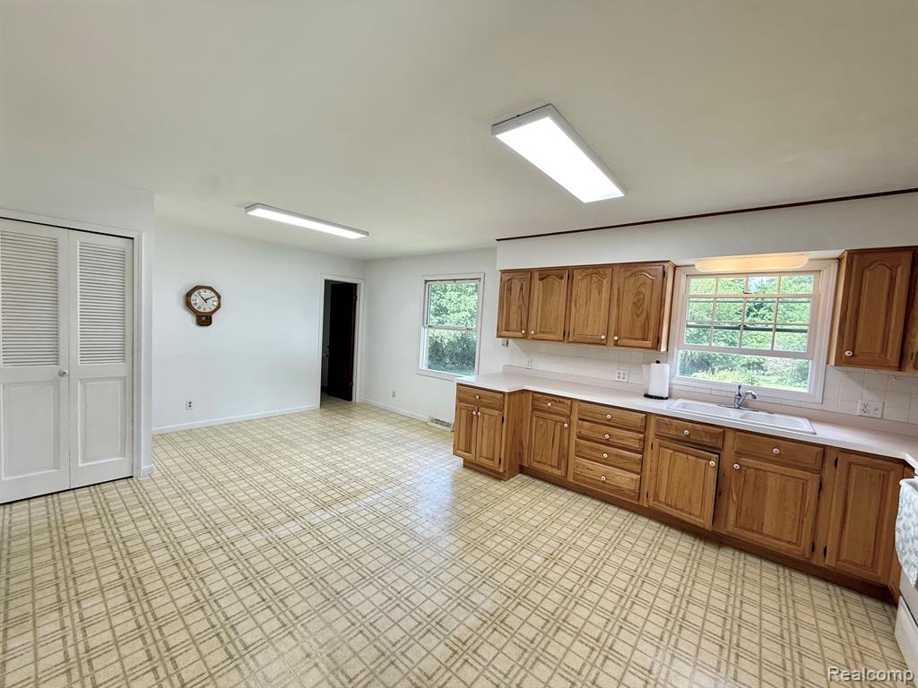 11495 E Richfield Road, Davison, MI 48423 — Photo 11