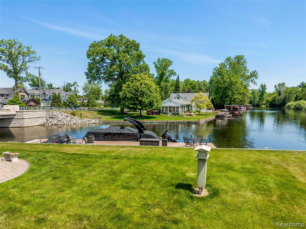8950 Riverview, Pinckney, MI 48169 — Photo 58