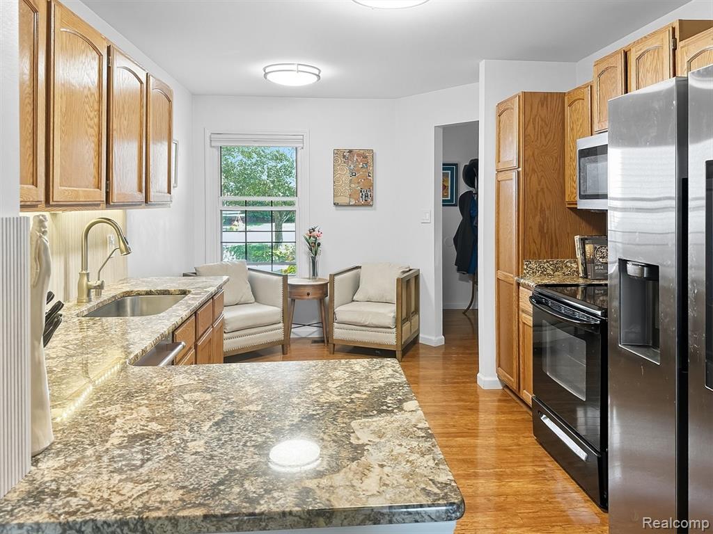 840 Woodridge Hills Drive, Brighton, MI 48116 — Photo 46