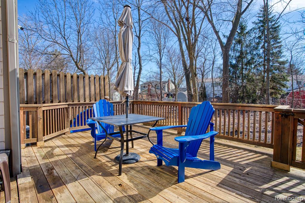 42033 SARATOGA Circle, Canton, MI 48187 — Photo 23