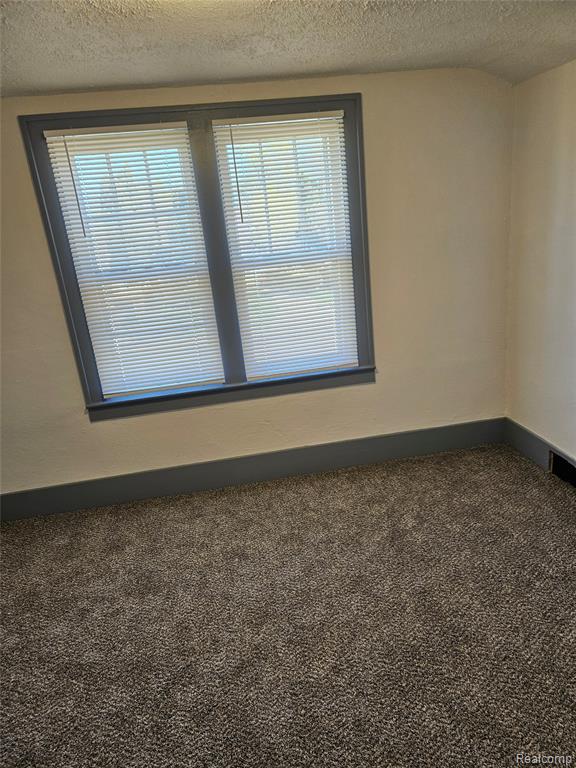 621 W Atherton Road, Flint, MI 48507 — Photo 18