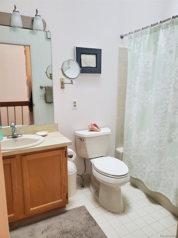 31242 COUNTRY Way, Farmington Hills, MI 48331 — Photo 12