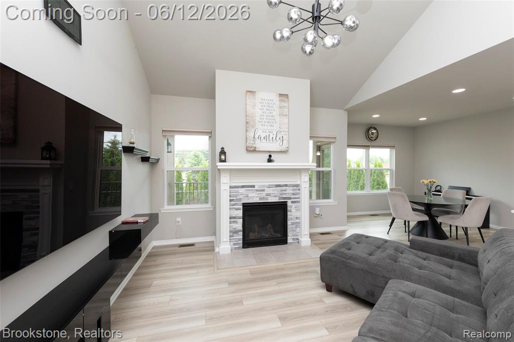 981 COTTAGE, Troy, MI 48085 — Photo 9