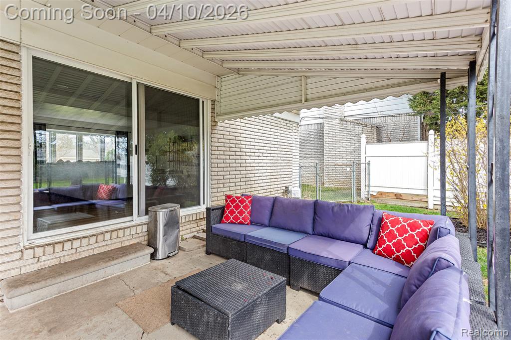 4594 Barcroft Way, Sterling Heights, MI 48310 — Photo 44