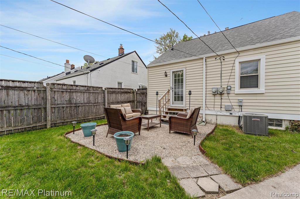2194 Tyler Avenue, Berkley, MI 48072 — Photo 27