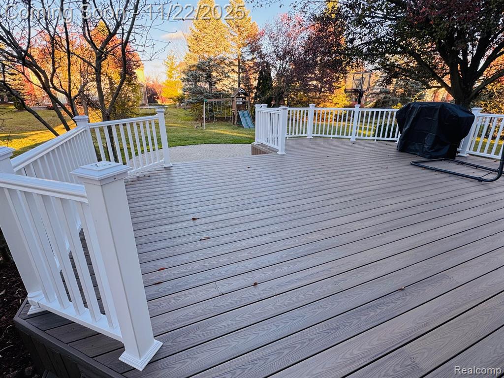 4728 Walden Drive, Troy, MI 48098 — Photo 29
