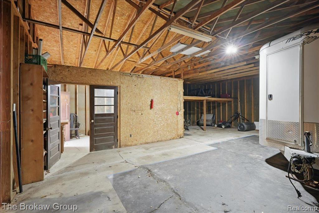 4426 MORRISH Road, Swartz Creek, MI 48473 — Photo 39
