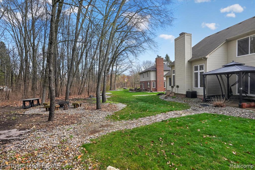 112 Summer Shade Drive, Howell, MI 48843 — Photo 41