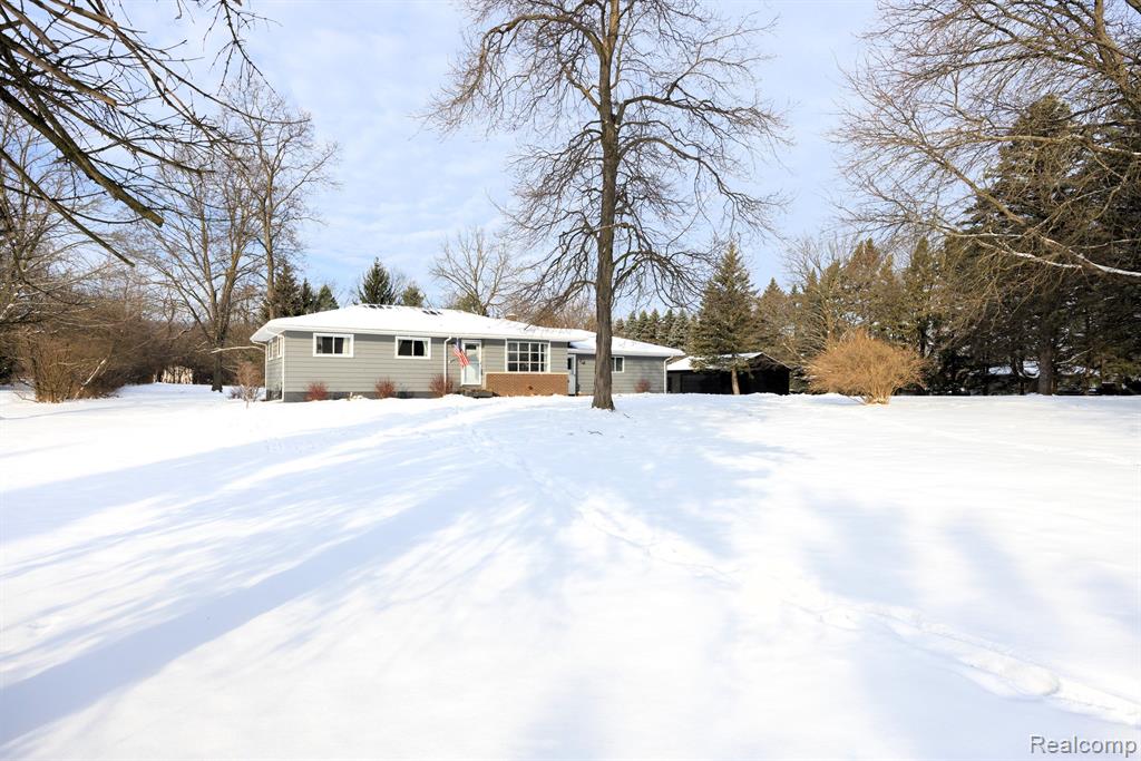 4852 MEADOWBROOK Lane, Lake Orion, MI — Photo 49