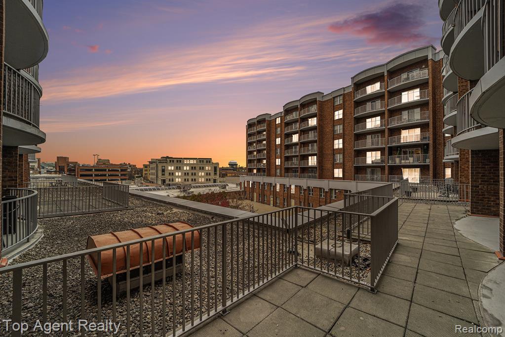 411 S Old Woodward Avenue, 511, Birmingham, MI 48009 — Photo 19
