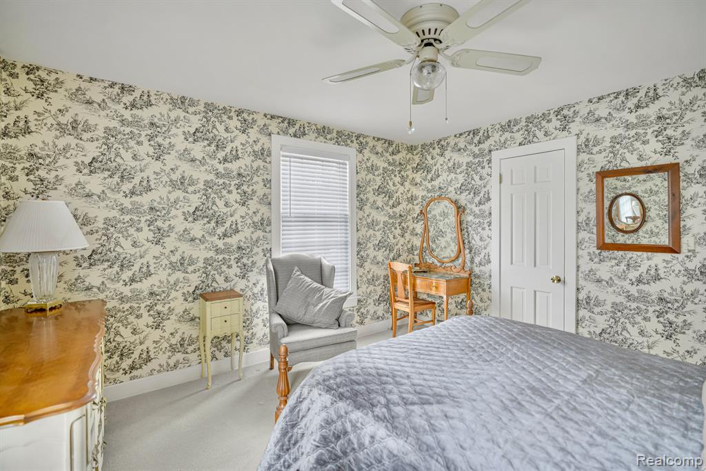 4304 Lapeer Road, Burton, MI 48509 — Photo 20
