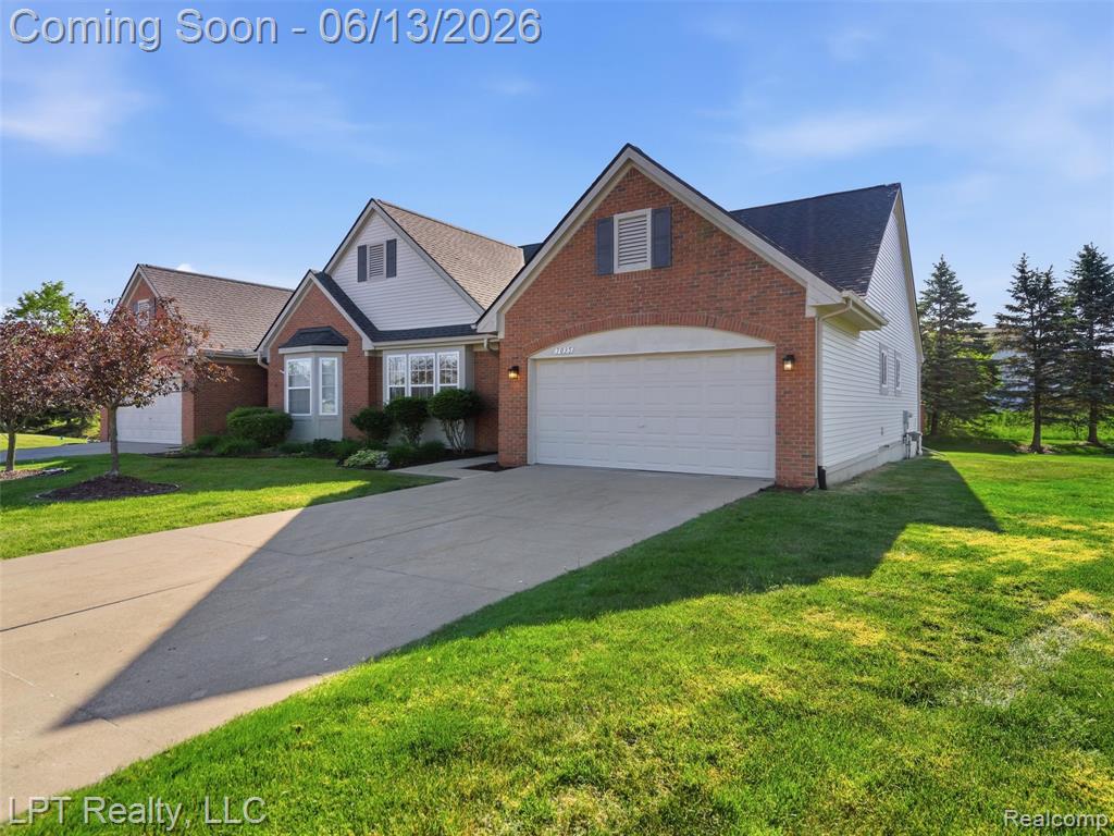 7035 Iris Court, Grand Blanc, MI 48439 — Photo 3