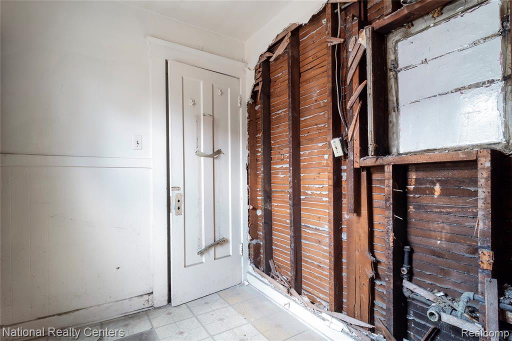 5327 Vancouver Street, Detroit, MI 48204 — Photo 16