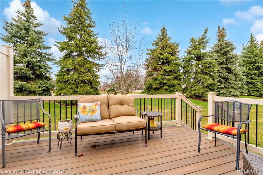48442 EASTBRIDGE Drive, Canton, MI 48188 — Photo 33