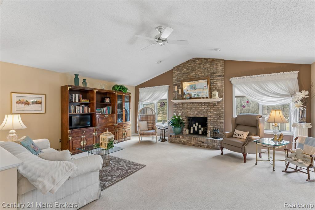5464 N Seymour Road, Flushing, MI 48433 — Photo 14