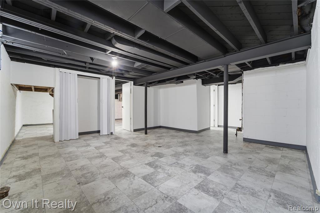 10021 Grayfield, Redford, MI 48239 — Photo 19