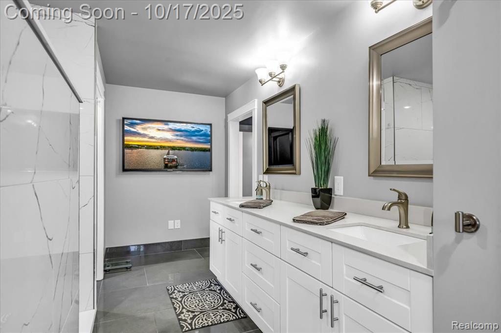 818 Longfellow Avenue, Royal Oak, MI 48067 — Photo 36