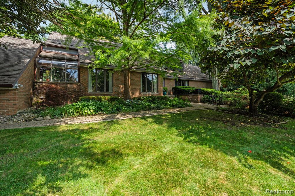 47594 Norton Court, Plymouth, MI 48170 — Photo 3