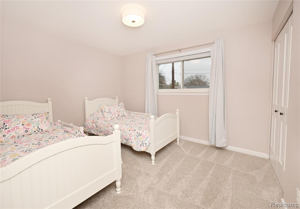 5541 Meadow Lane, Shelby Twp, MI 48316 — Photo 23