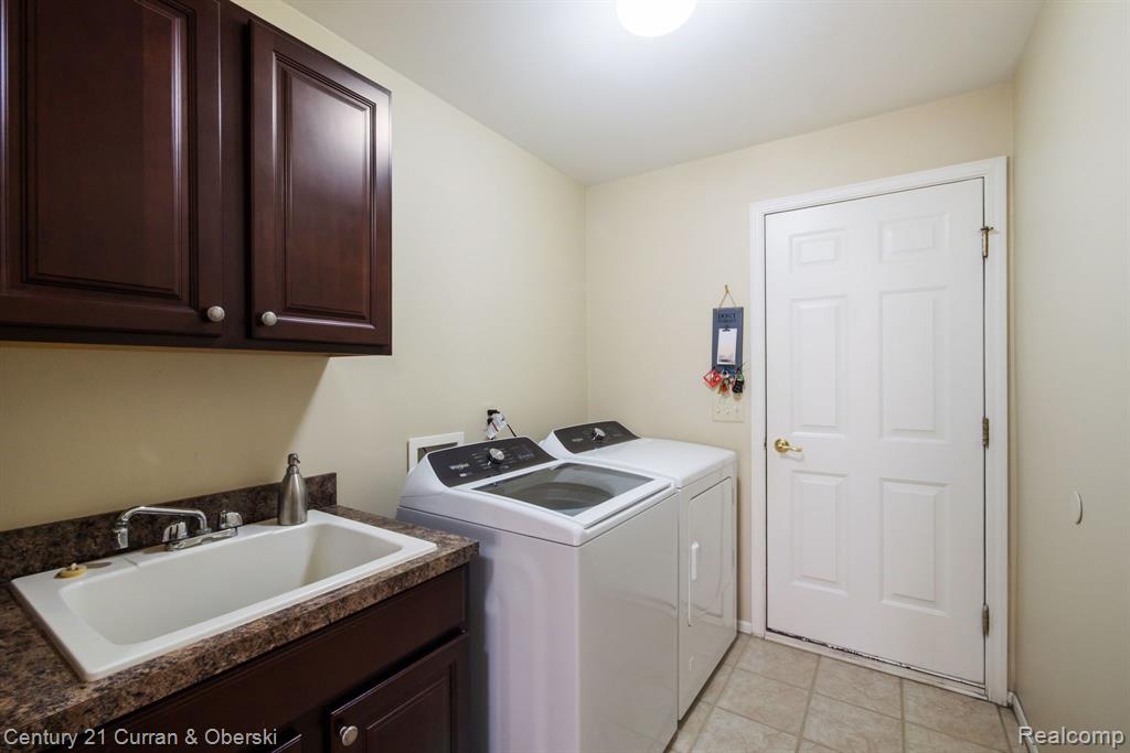 49431 N GLACIER, Northville, MI 48168 — Photo 23