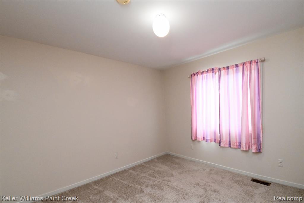 42571 Wimbleton Way, Novi, MI — Photo 40