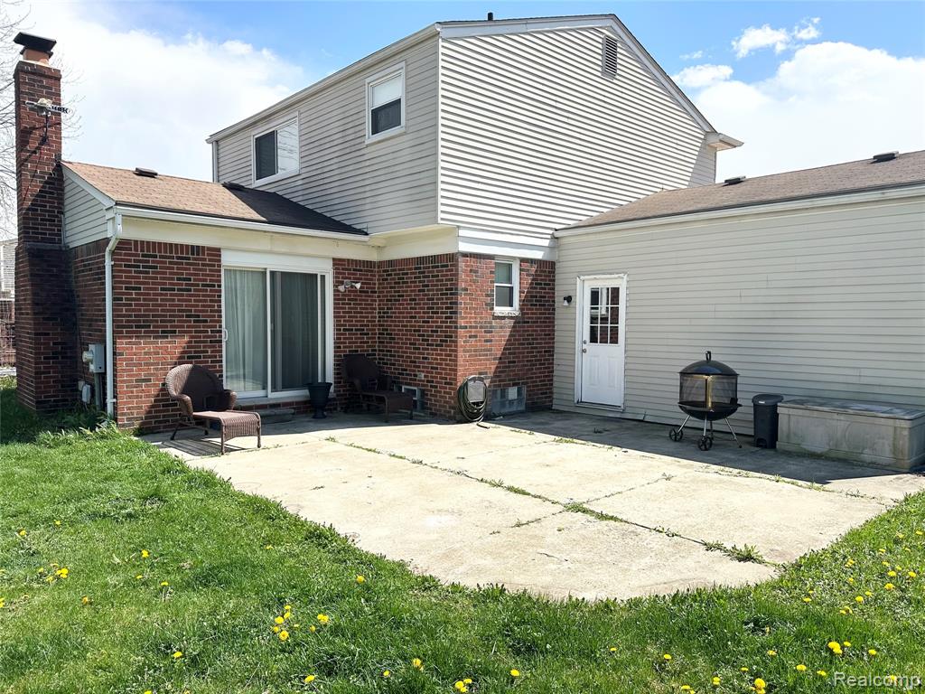 4581 Benjamin Drive, Sterling Heights, MI 48310 — Photo 30