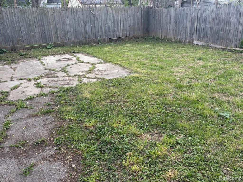 14333 Grandville Avenue, Detroit, MI 48223 — Photo 50