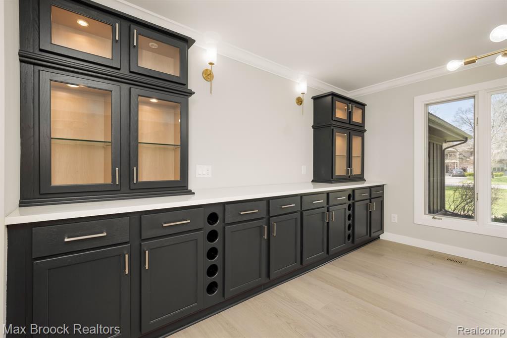 5240 CLARENDON CREST Street, Bloomfield Hills, MI 48302 — Photo 11