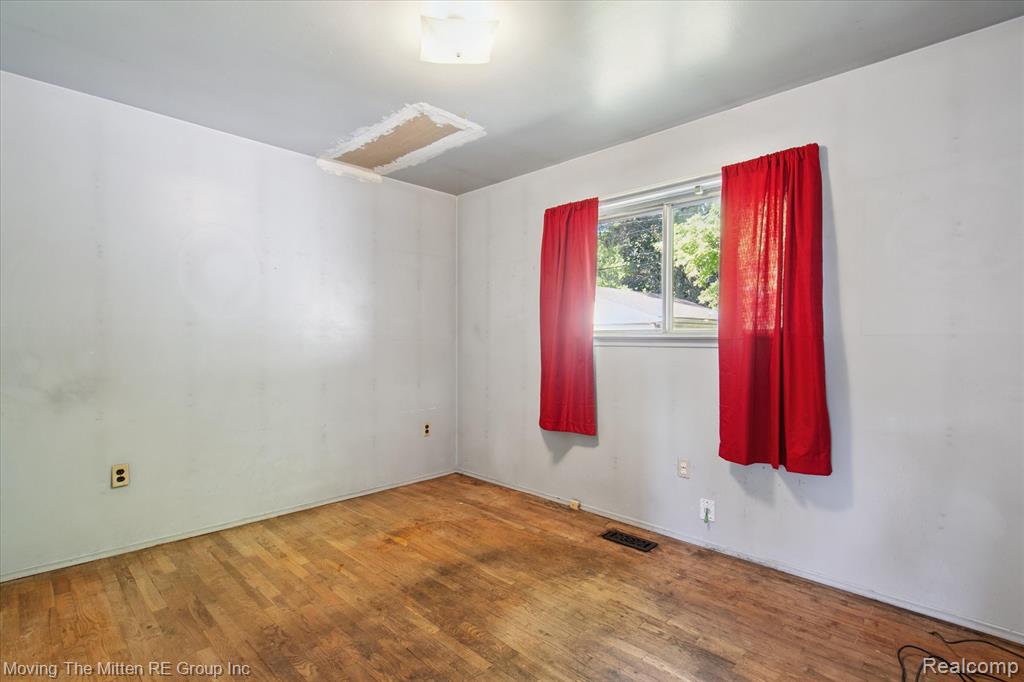 1336 Woodglen Avenue, Ypsilanti, MI 48198 — Photo 16