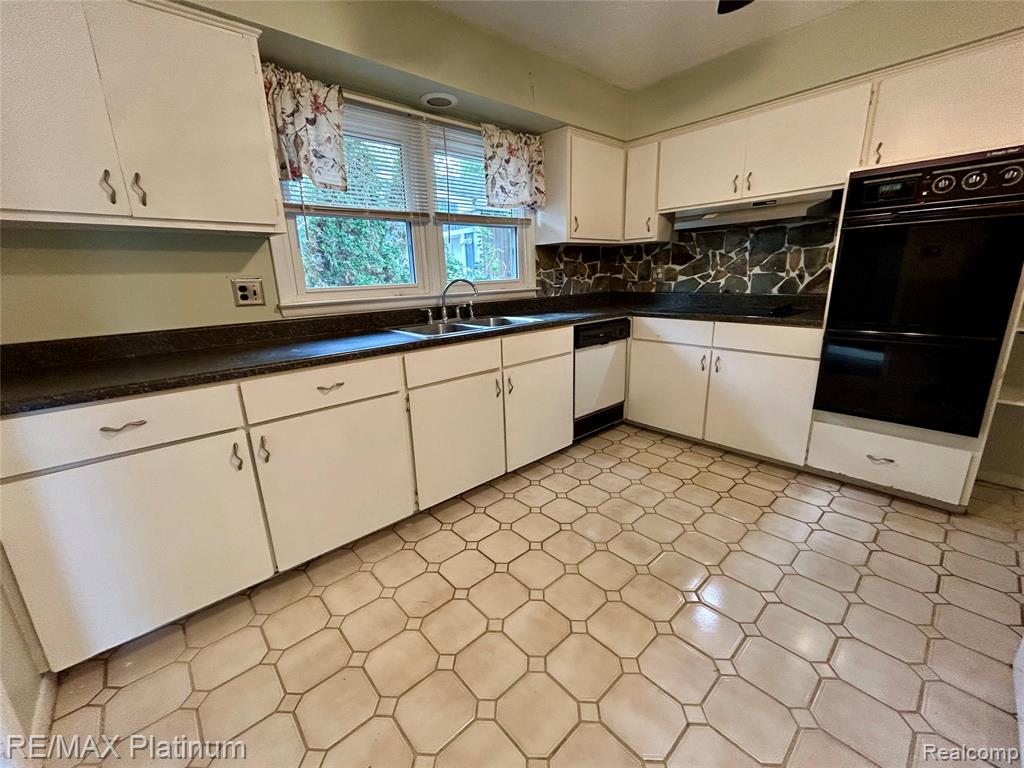 903 State Street, Brighton, MI 48116 — Photo 20