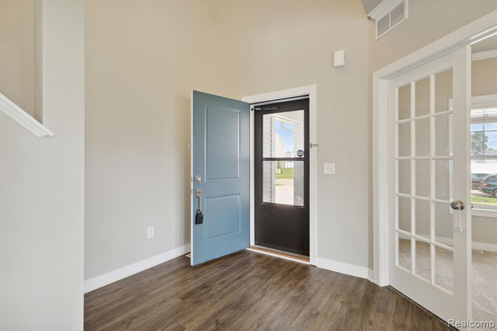 7236 Waltham Drive, Kalamazoo, MI 49009 — Photo 5