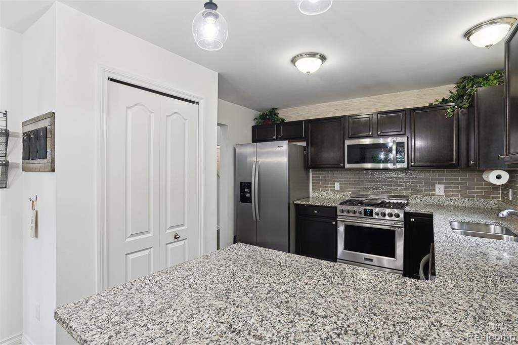 8933 Ringneck Drive, Ypsilanti, MI 48197 — Photo 23