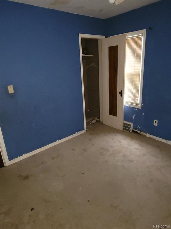 9020 PIERSON Street, Detroit, MI 48228 — Photo 7