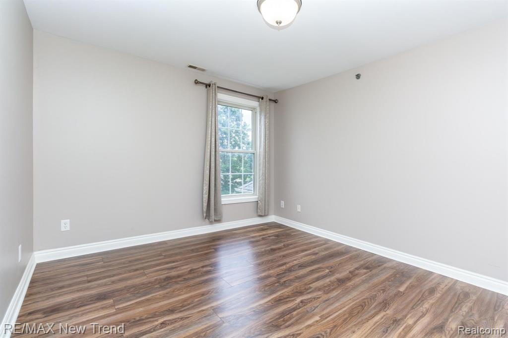 45929 GRAYSTONE Lane, Canton, MI 48187 — Photo 21