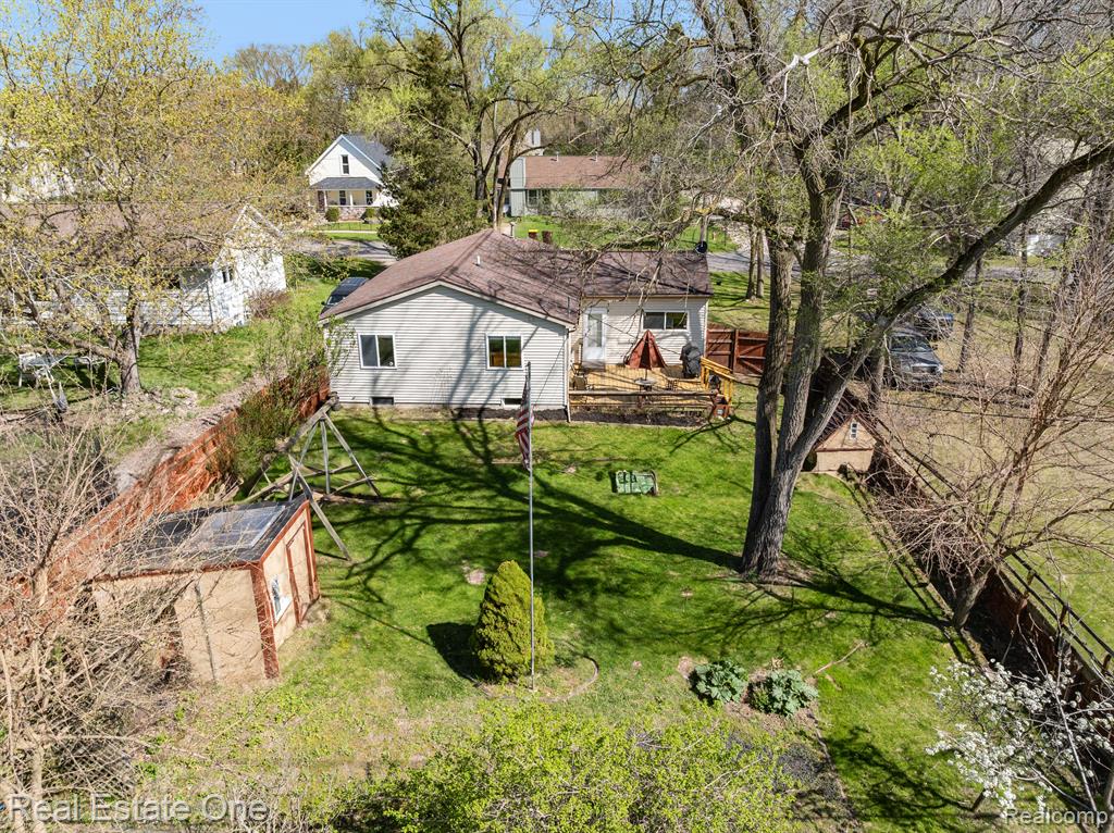 642 E HAMBURG Street, Pinckney, MI 48169 — Photo 21