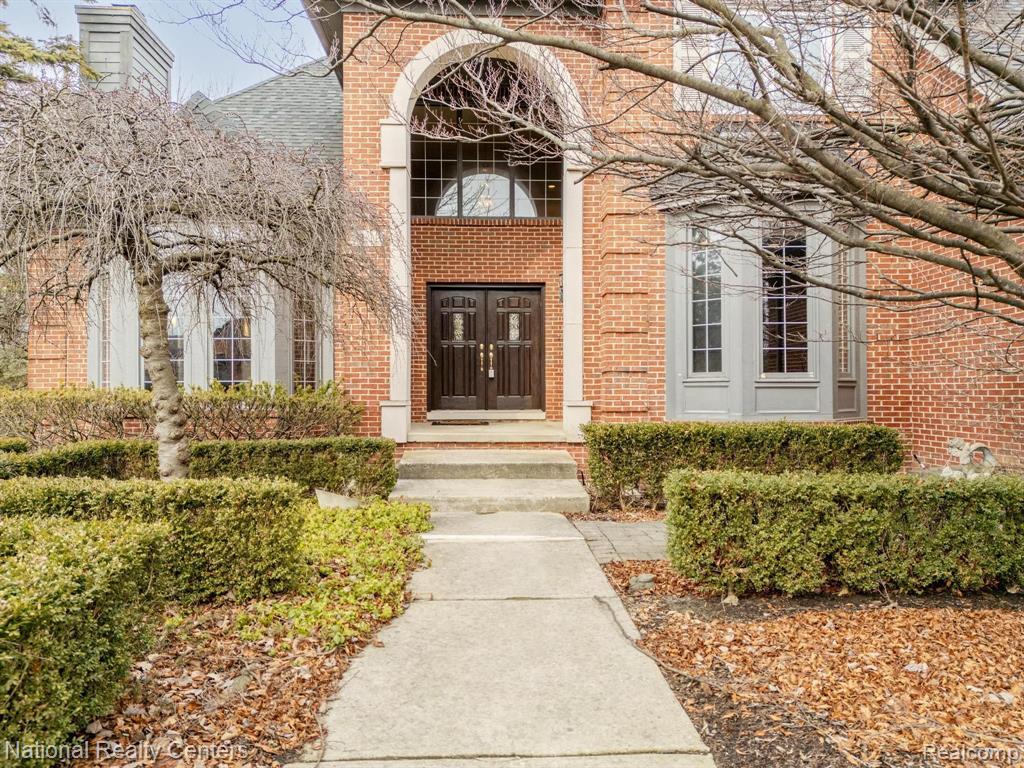 4392 STONEVIEW Drive, West Bloomfield, MI — Photo 3