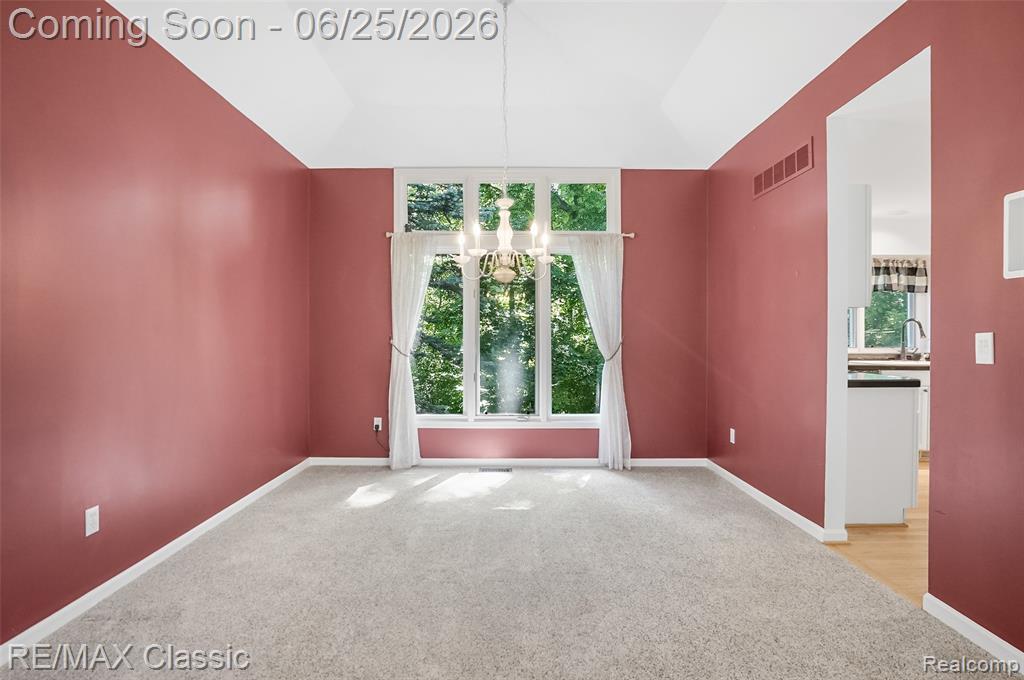 7439 Millwood, West Bloomfield, MI — Photo 9