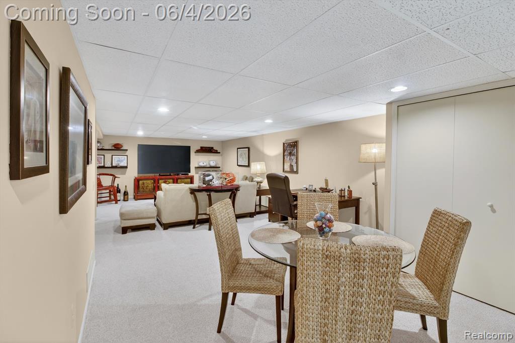 39852 Glenview Court, Northville, MI 48168 — Photo 46