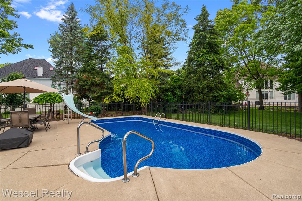 49112 White Mill Drive, Utica, MI 48317 — Photo 48