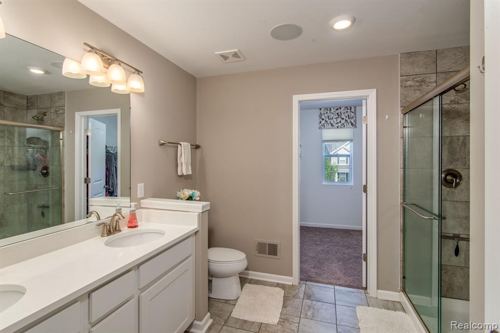 9929 KYLIE Drive, Brighton, MI 48116 — Photo 12