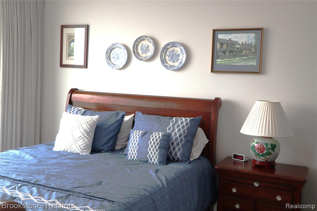 432 Washington Avenue, 1304, Royal Oak, MI 48067 — Photo 26
