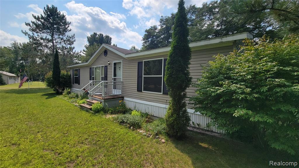 4349 Bay Road, Gladwin, MI 48624 — Photo 25