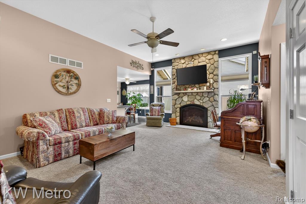 717 Koreys Circle, Blissfield, MI 49228 — Photo 7