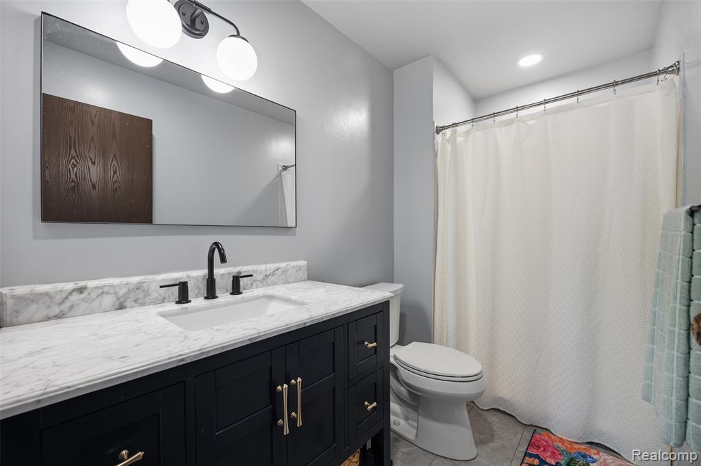 19145 Surrey Lane, Northville, MI 48167 — Photo 21