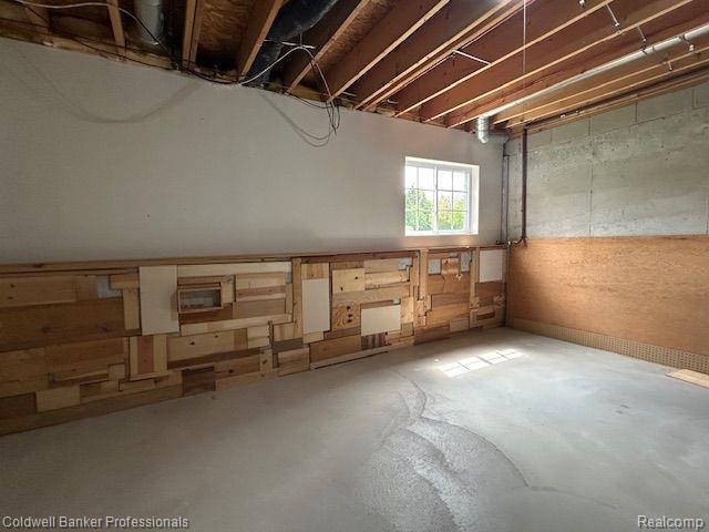 6462 Club Court E, 14, Holly, MI 48442 — Photo 36