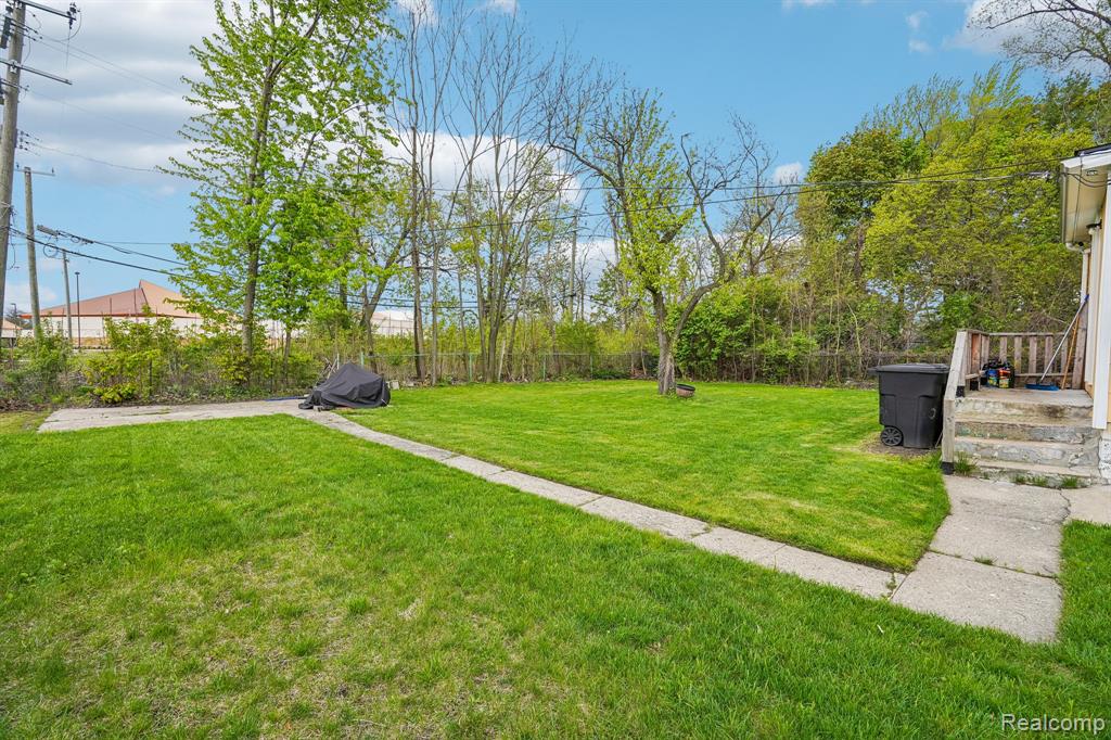 17380 Oakfield Street, Detroit, MI 48235 — Photo 7