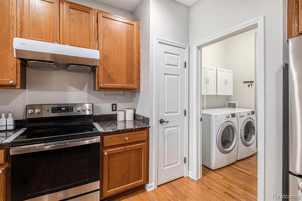 5535 GALLERY PARK Drive, Ann Arbor, MI 48103 — Photo 14