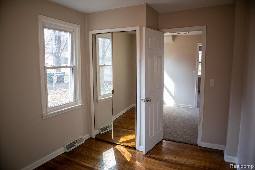 604 Trombley Drive, Troy, MI 48083 — Photo 9