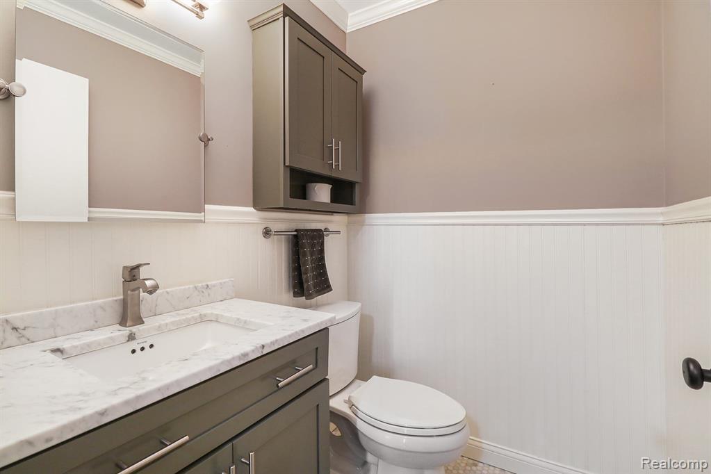607 S Crooks Road, Clawson, MI — Photo 15
